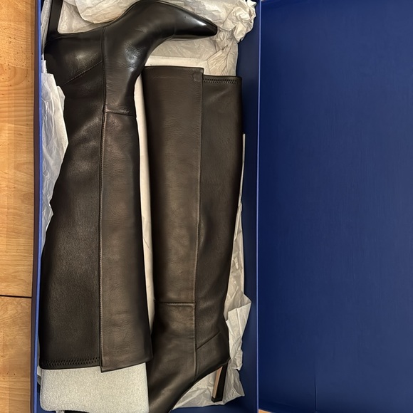 Stuart Weitzman Black Thigh High Leather Boots, Demi 75 Size 7.5 - Picture 3 of 4